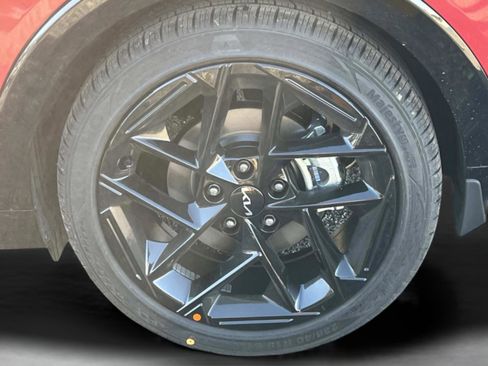 New 2025 Kia K4 GT-Line Turbo FWD image 11