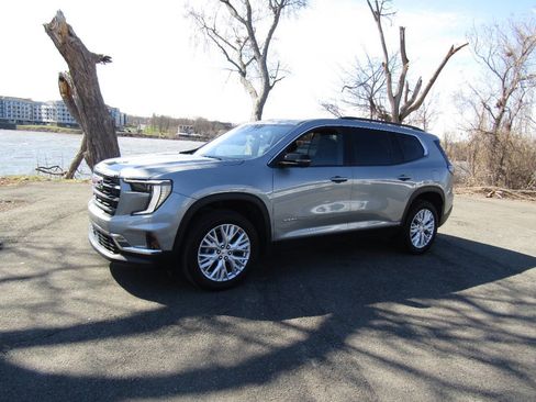 Used 2025 GMC Acadia Elevation w/ Elevation Premium Package image 44