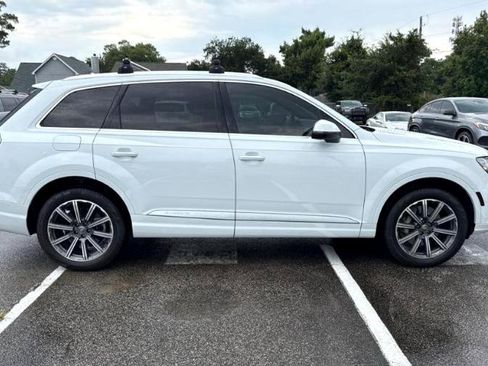 Used 2017 Audi Q7 3.0T Premium Plus w/ Premium Plus Package image 4