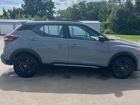 Used 2021 Nissan Kicks SR FWD image 4