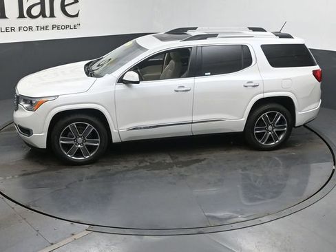 Used 2019 GMC Acadia Denali w/ Technology Package FWD image 58