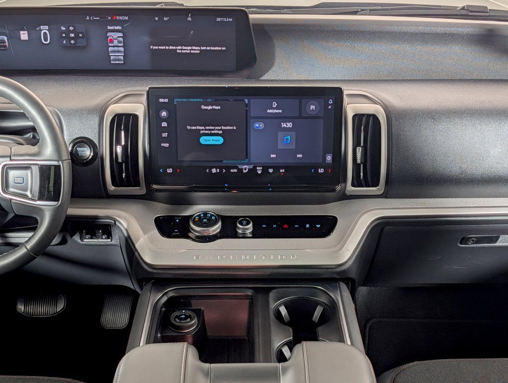 Certified 2025 Ford Expedition Active RWD image 15