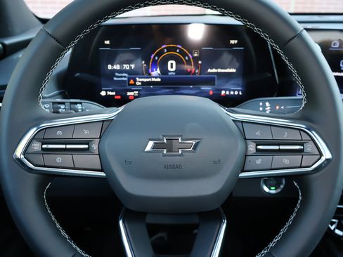 New 2026 Chevrolet Traverse Z71 w/ Driver Confidence Package image 13