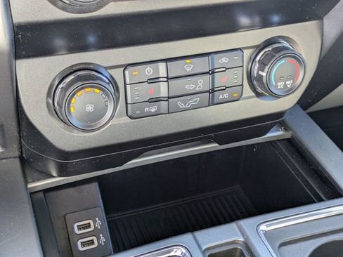 Used 2020 Ford F150 XLT w/ Equipment Group 302A Luxury AWD/4WD image 24
