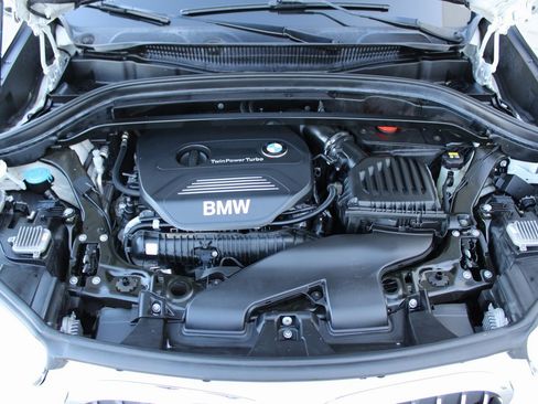 Used 2017 BMW X1 xDrive28i image 33