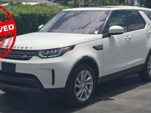 Used 2019 Land Rover Discovery SE image 1