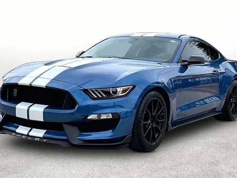 Used 2019 Ford Mustang Shelby GT350 w/ Technology Package RWD image 40