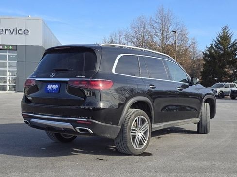 Used 2025 Mercedes-Benz GLS 450 4MATIC image 16