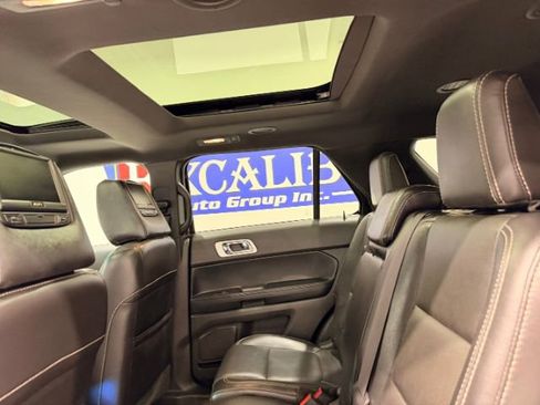 Used 2015 Ford Explorer Sport w/ Equipment Group 401A AWD/4WD image 47