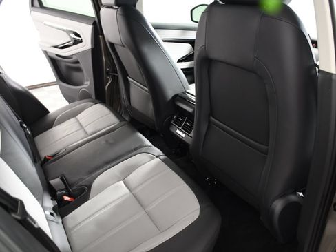 Used 2023 Land Rover Range Rover Evoque R-Dynamic S AWD/4WD image 22