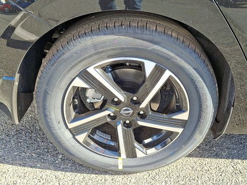 New 2025 Nissan Sentra SV w/ All-Weather Package image 5