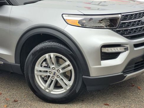 Certified 2022 Ford Explorer XLT w/ Equipment Group 202A image 6