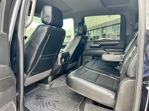 Used 2024 Chevrolet Silverado 2500 LT w/ Texas Edition image 26