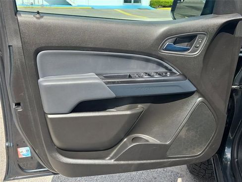 Used 2017 Chevrolet Colorado Z71 AWD/4WD image 15