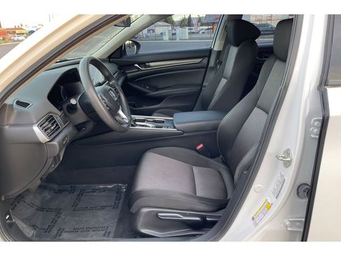 Certified 2020 Honda Accord LX image 10