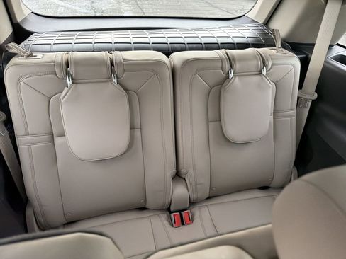 Used 2020 Lincoln Aviator Reserve w/ Equipment Group 201A image 19