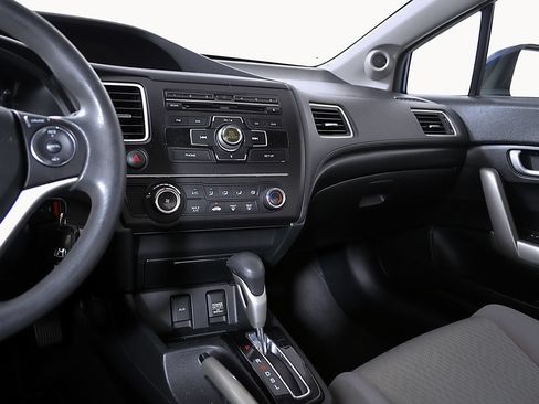 Used 2015 Honda Civic LX image 29