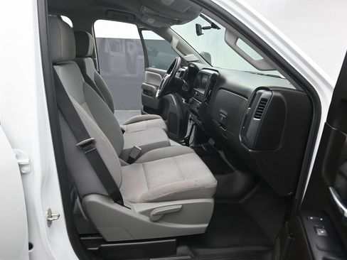Used 2017 Chevrolet Silverado 3500 W/T AWD/4WD image 28