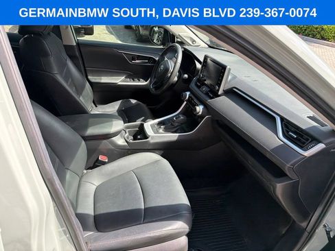 Used 2021 Toyota RAV4 XLE Premium FWD image 27