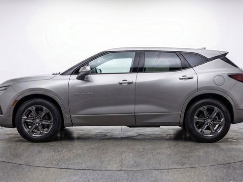 Used 2025 Chevrolet Blazer LT image 5