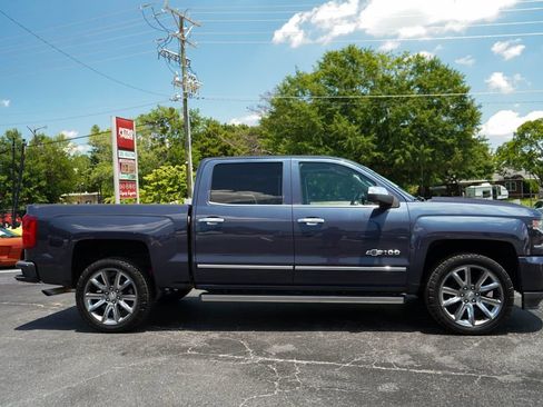 Used 2018 Chevrolet Silverado 1500 LTZ Z71 w/ Centennial Edition AWD/4WD image 2