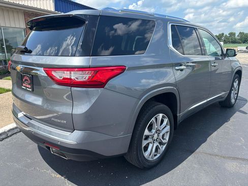 Used 2020 Chevrolet Traverse Premier AWD/4WD image 3