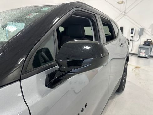 Used 2025 Chevrolet Blazer LT w/ Midnight/Sport Edition image 14