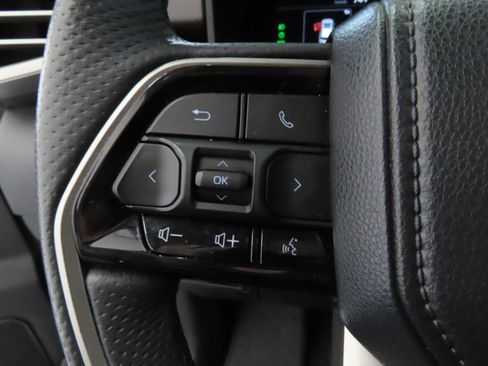 Used 2023 Toyota Sequoia Limited image 14