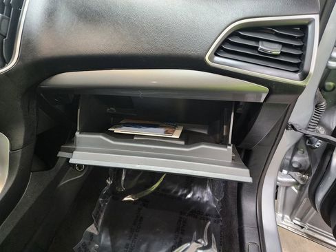 Used 2023 Ford Edge SEL image 34