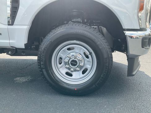 New 2026 Ford F250 XL AWD/4WD image 10