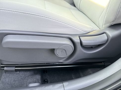 Used 2026 Hyundai Kona SEL Sport AWD/4WD image 13