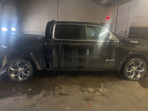 Used 2023 RAM 1500 Limited image 2