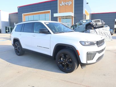 New 2026 Jeep Grand Cherokee L Limited w/ Limited Altitude Package