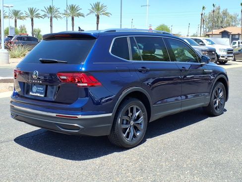 Certified 2023 Volkswagen Tiguan SE FWD image 7