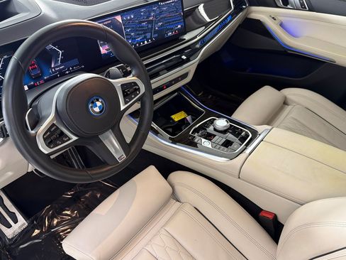Used 2024 BMW X5 xDrive50e w/ Executive Package AWD/4WD image 4