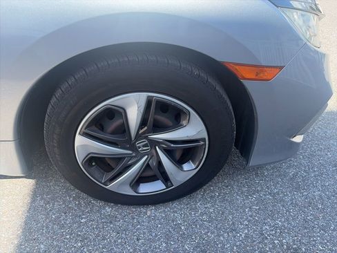 Used 2019 Honda Civic LX image 9