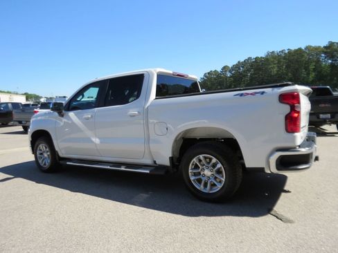 Certified 2024 Chevrolet Silverado 1500 LT AWD/4WD image 7