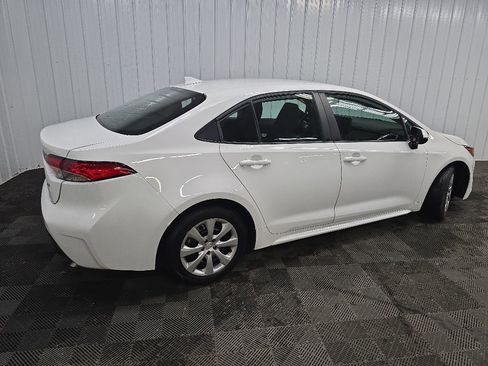 Used 2024 Toyota Corolla LE FWD image 3