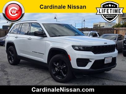 Used 2023 Jeep Grand Cherokee Altitude