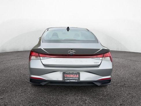 Certified 2023 Hyundai Elantra SEL FWD image 7