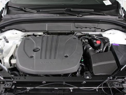 New 2026 Volvo XC60 B5 Plus w/ Protection Package Premier image 12