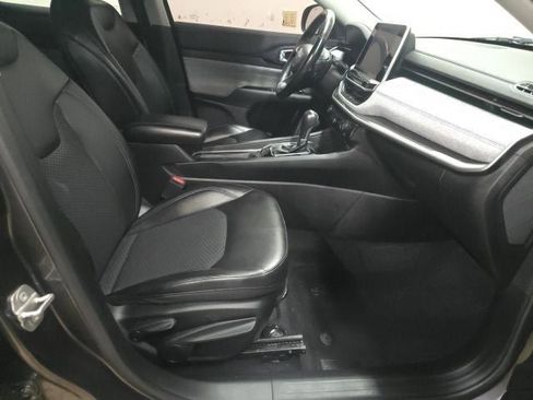 Used 2022 Jeep Compass Latitude w/ Convenience Group FWD image 3