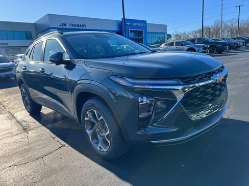 New 2026 Chevrolet Trax LT image 24