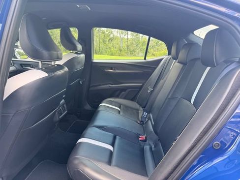 Used 2025 Toyota Camry SE FWD image 7