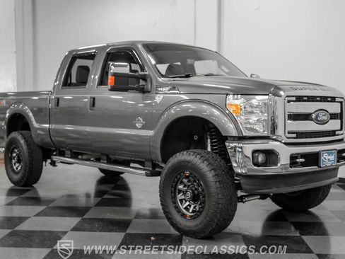 Used 2011 Ford F250 XLT w/ XLT Appearance Pkg image 17