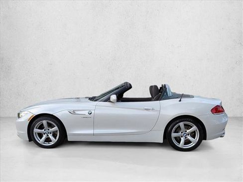 Used 2014 BMW Z4 sDrive28i image 9