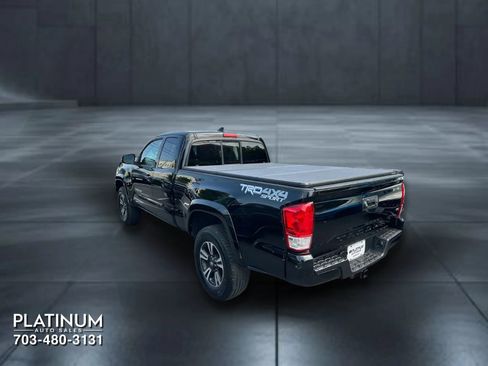 Used 2016 Toyota Tacoma TRD Sport w/ Towing Package AWD/4WD image 8