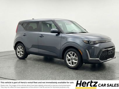 Used 2025 Kia Soul LX w/ LX Technology Package