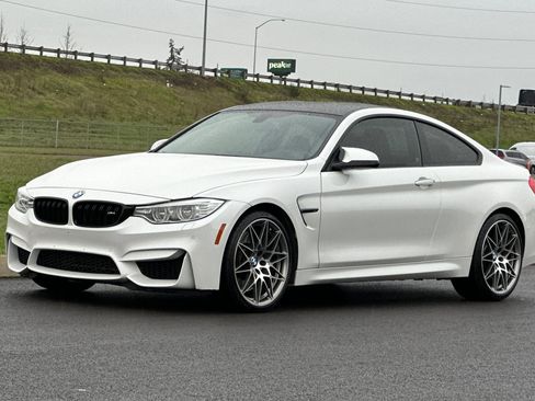 Used 2016 BMW M4 Coupe image 7