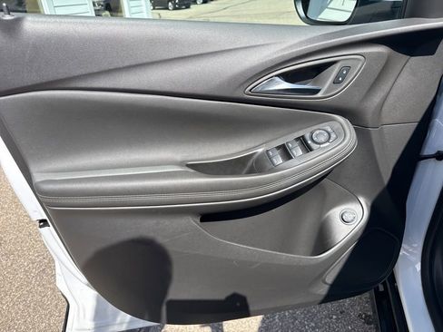 Certified 2024 Buick Encore GX Sport Touring image 12